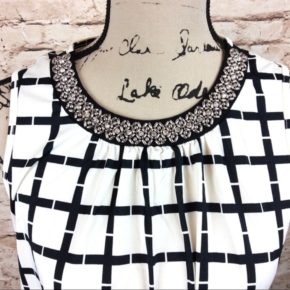 New Perseption Concepts Embellished Sleeveless Top - Picture 2 of 6